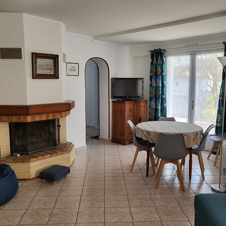 Appartement 3 Chambres 6 Pers Rez De Jardin 5Min Plage Quartier Du Phare Location Du Dimanche Au Dimanche En Juillet Et Aout La Tranche-sur-Mer Exteriör bild