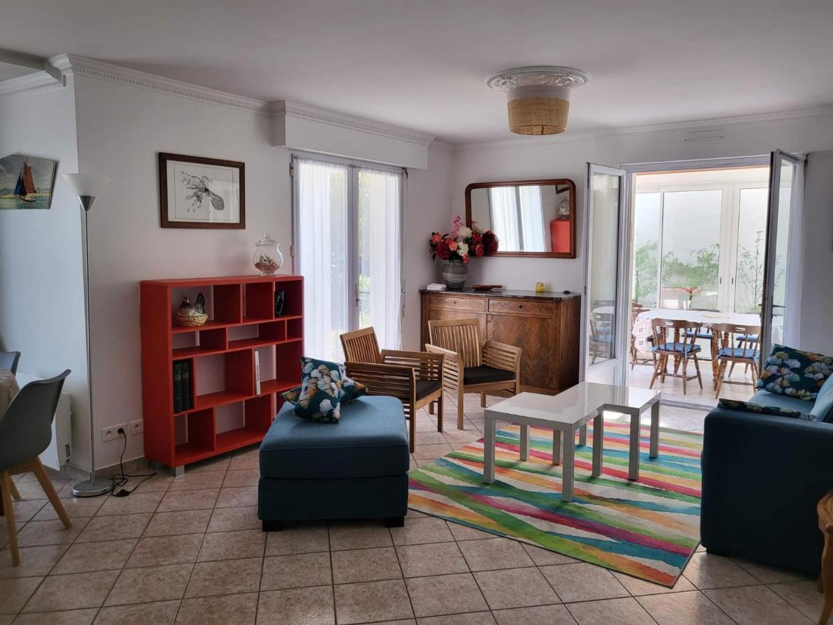 Appartement 3 Chambres 6 Pers Rez De Jardin 5Min Plage Quartier Du Phare Location Du Dimanche Au Dimanche En Juillet Et Aout La Tranche-sur-Mer Exteriör bild