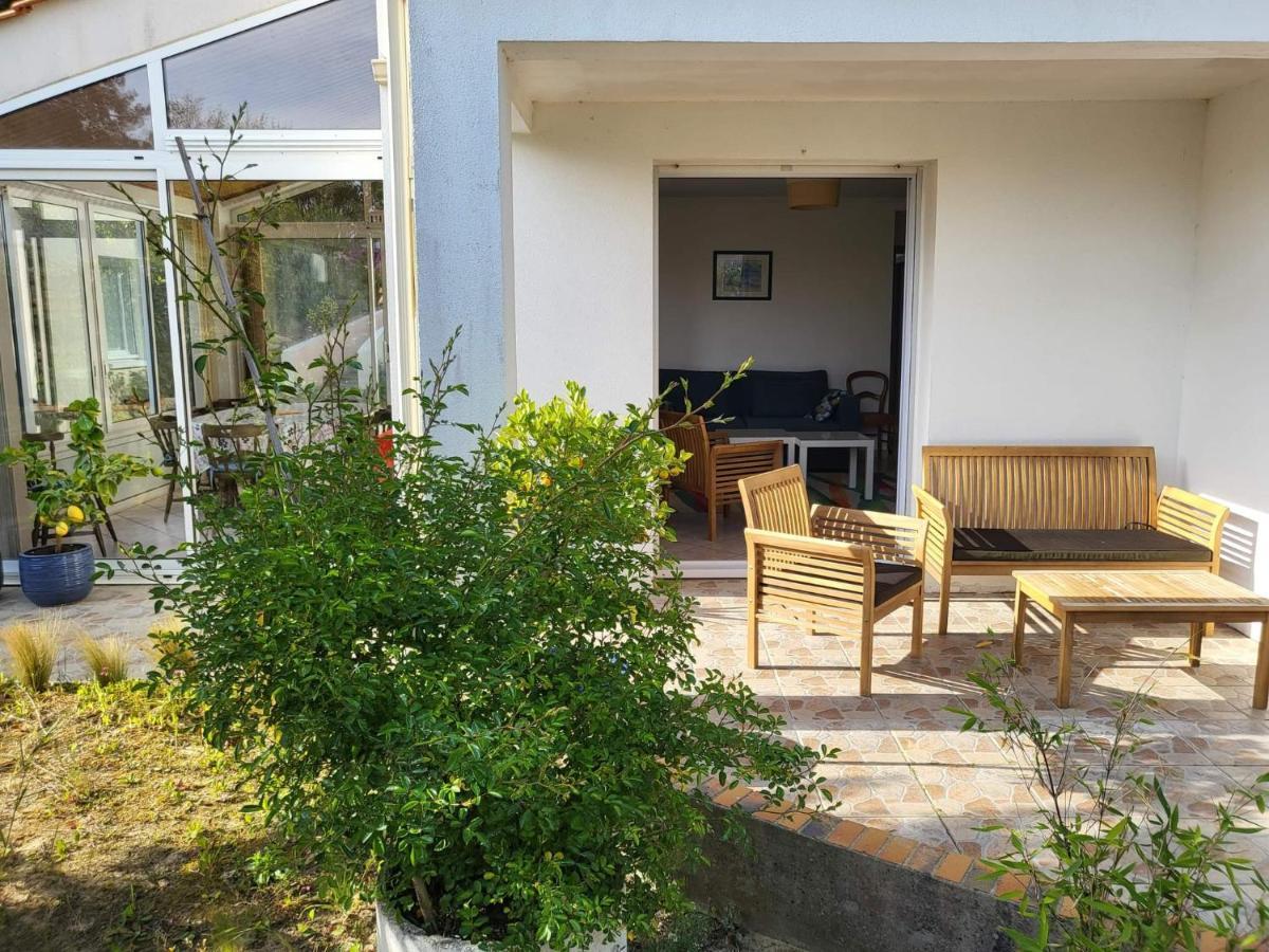 Appartement 3 Chambres 6 Pers Rez De Jardin 5Min Plage Quartier Du Phare Location Du Dimanche Au Dimanche En Juillet Et Aout La Tranche-sur-Mer Exteriör bild